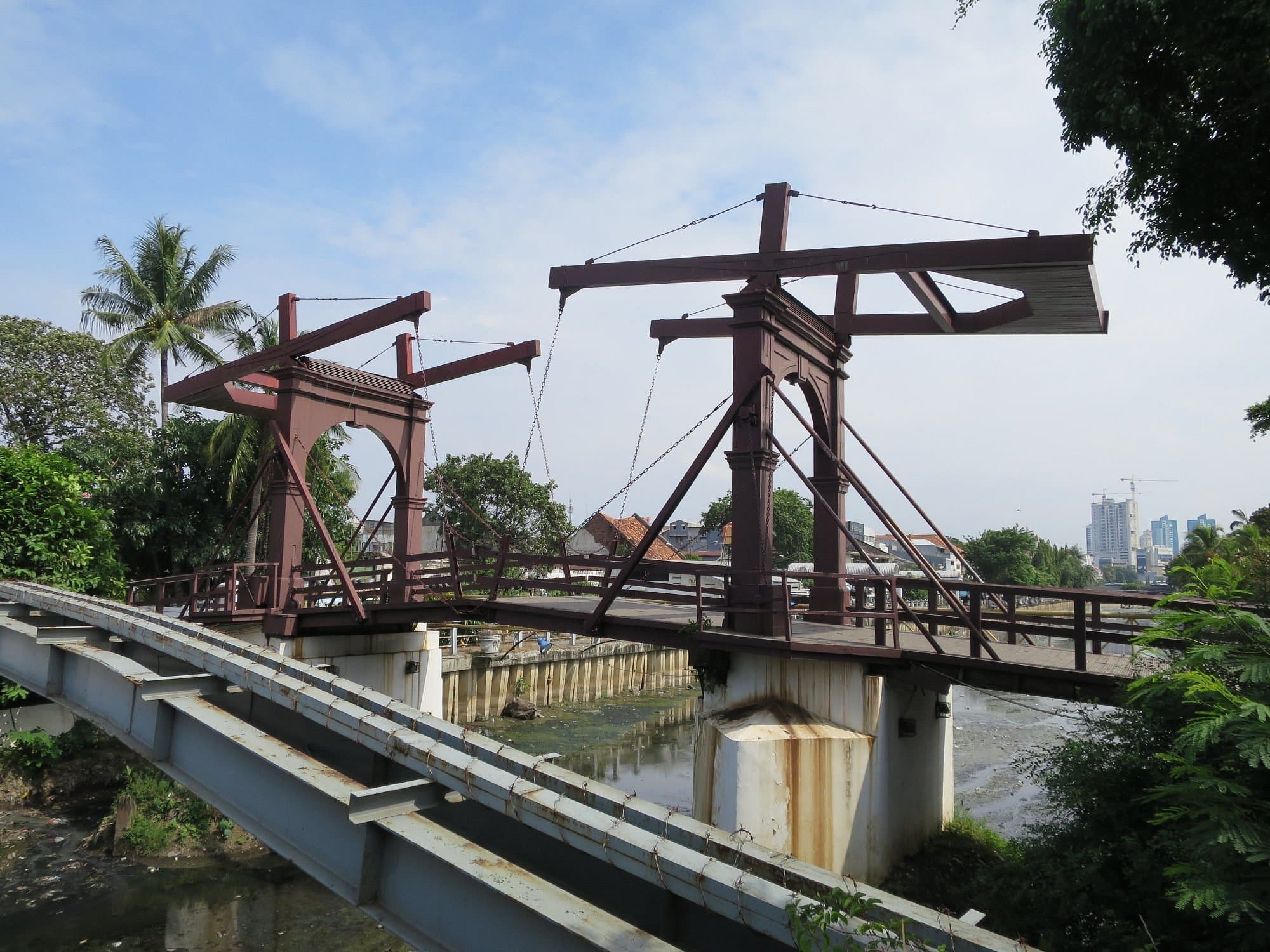Jembatan Kota Intan — foto 1